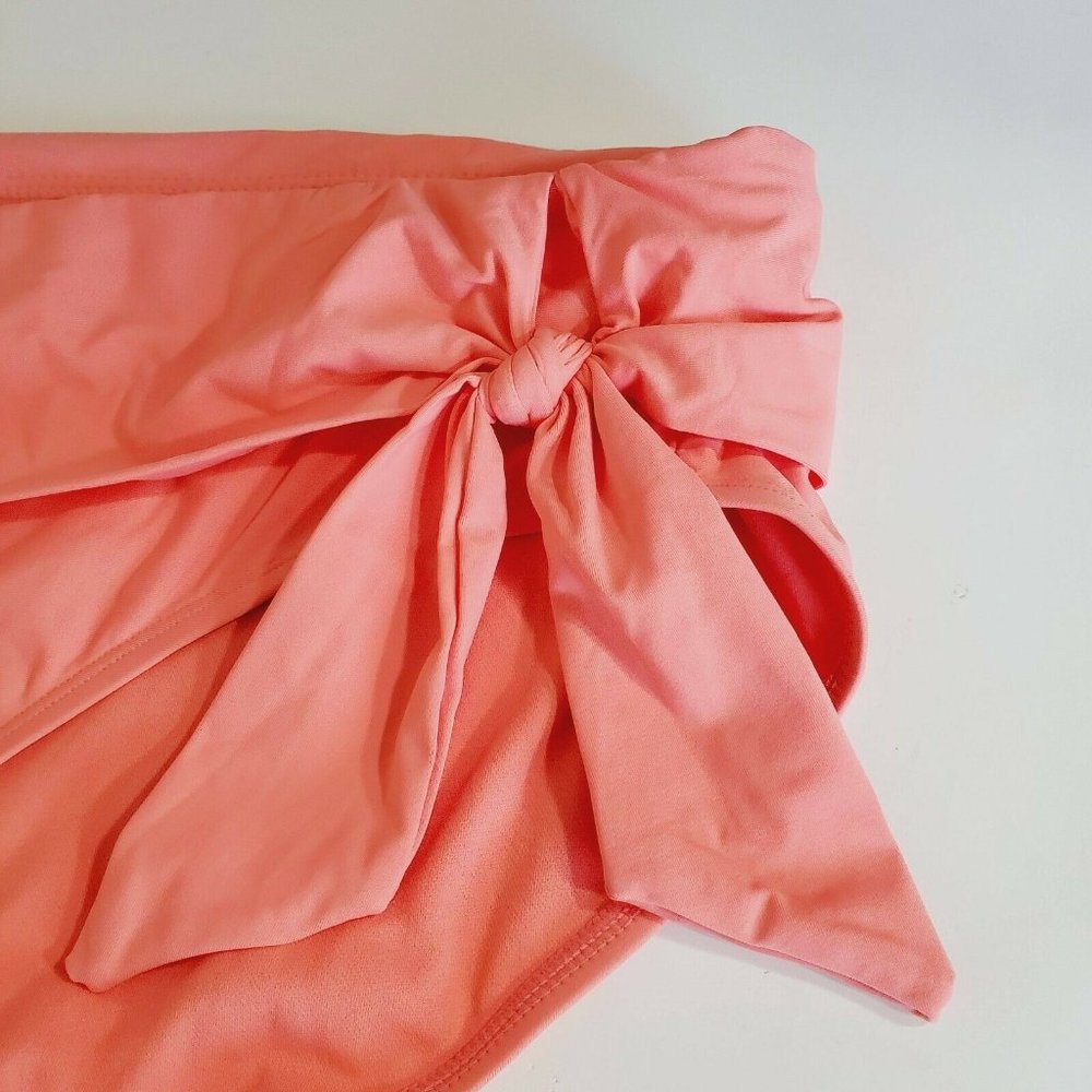 Pink Bikini - Picture 2 of 6